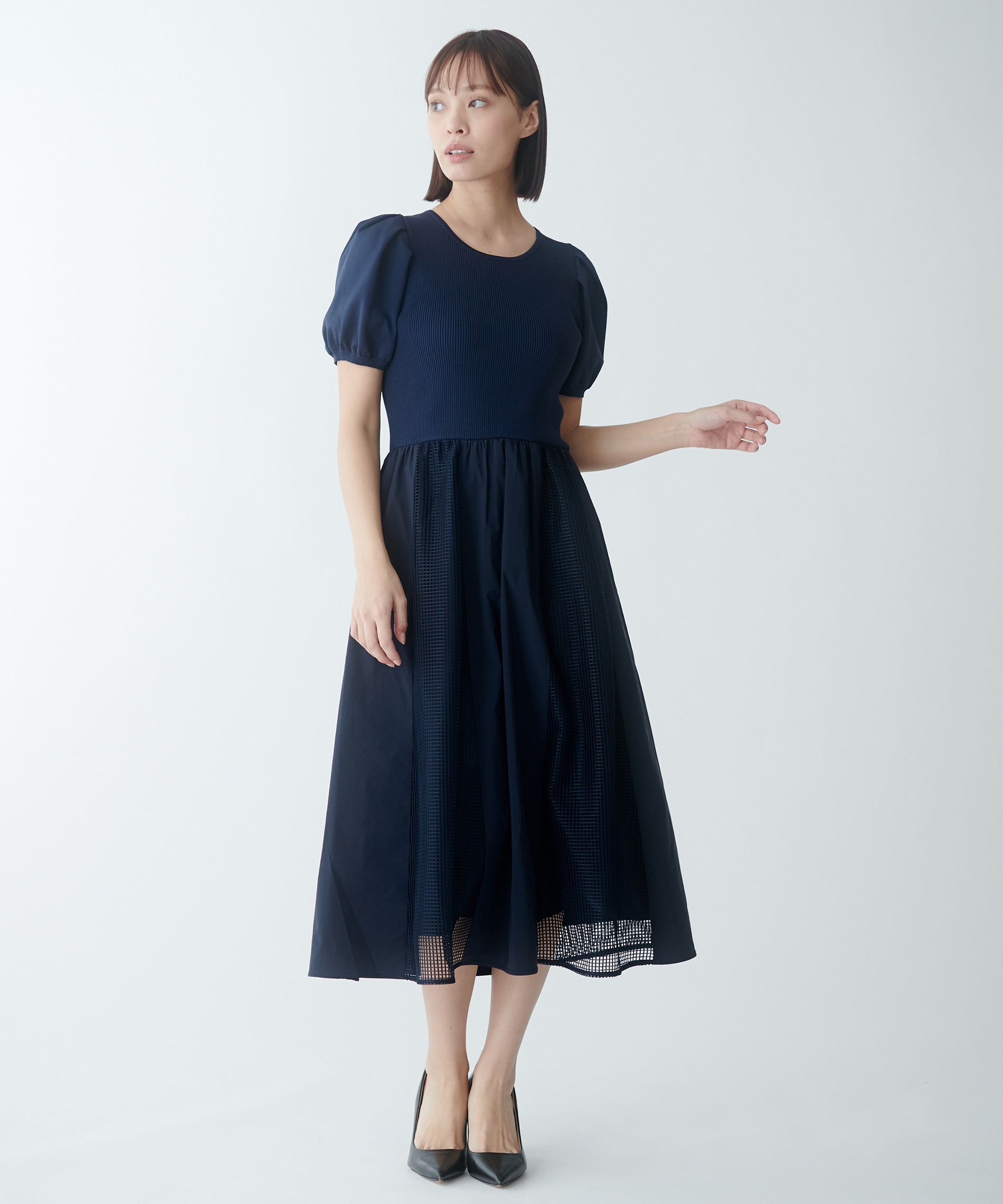 メッシュレースドッキングワンピース – FACE SANS FARD