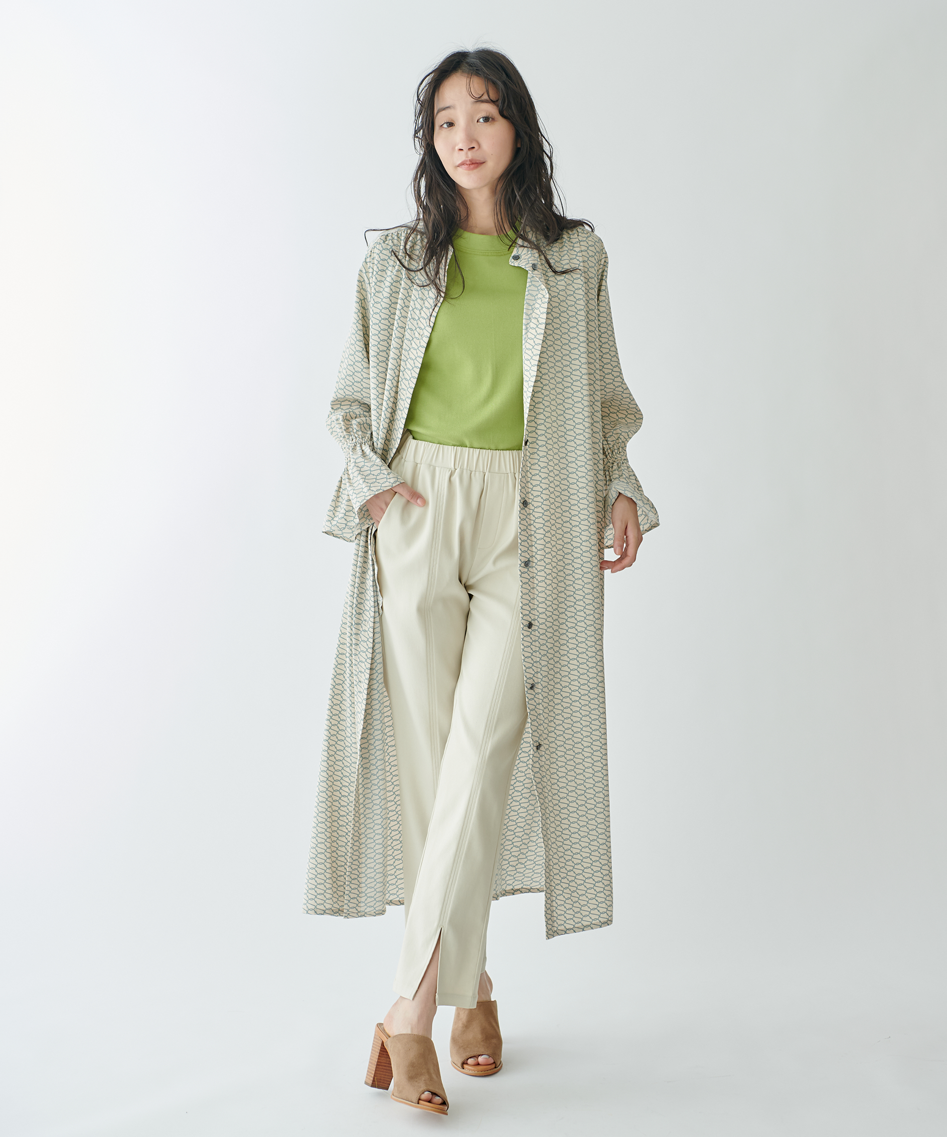 チェーンプリントシャツワンピース – FACE SANS FARD チェーンプリントシャツワンピース – FACE SANS FARD