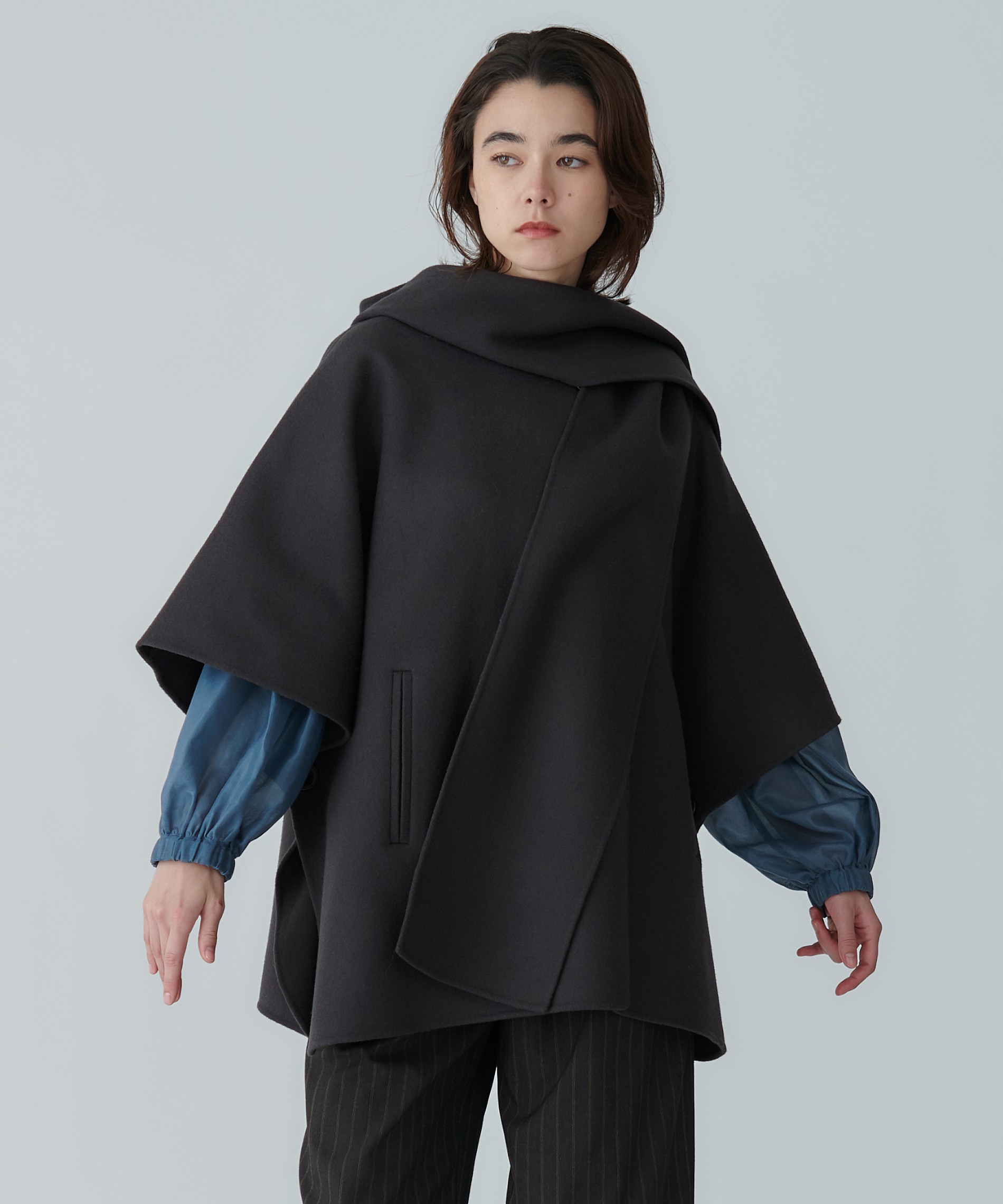 フードストール付きポンチョコート – FACE SANS FARD