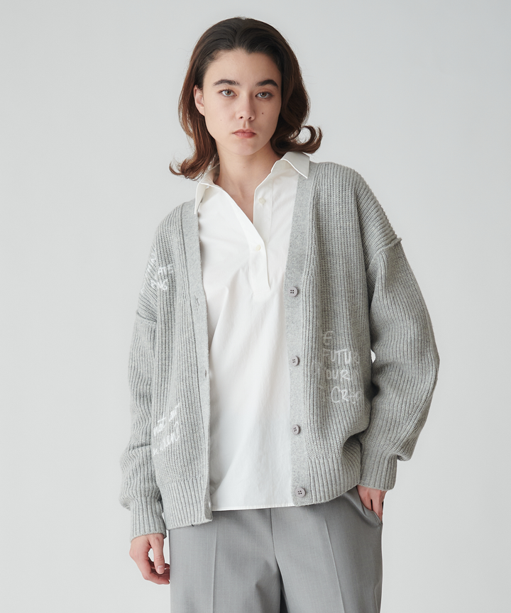 レタリング刺繍ニットカーディガン