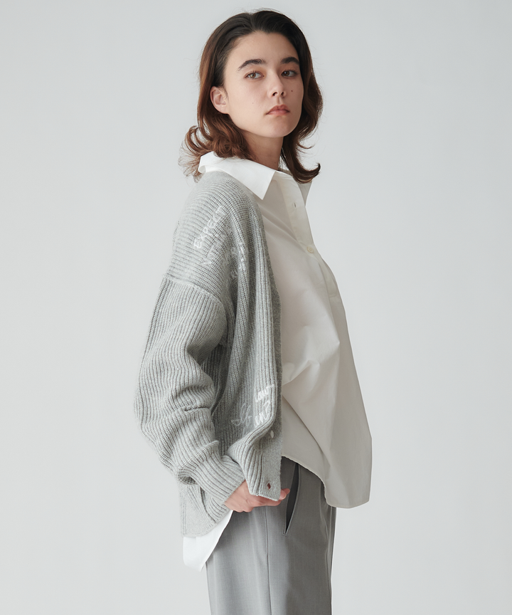 レタリング刺繍ニットカーディガン