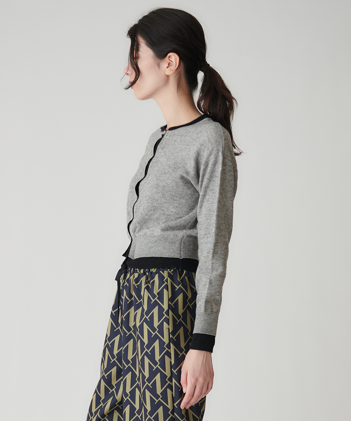 カーディガンレイヤードニット