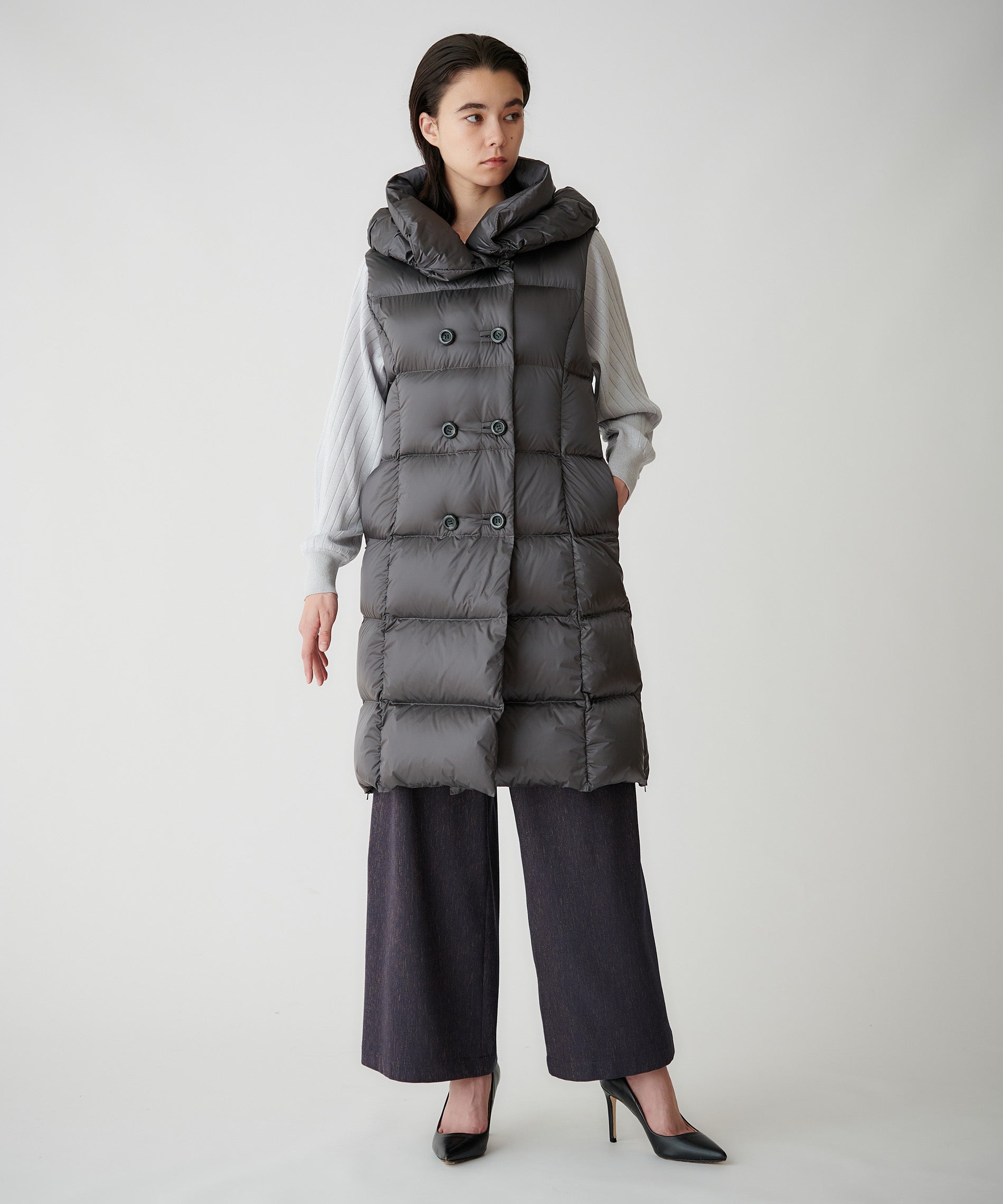 シャルレ　EL061　ダウンベスト　M～L　ブラウン　未使用品 ボリュームカラーロングダウンベスト – FACE SANS FARD