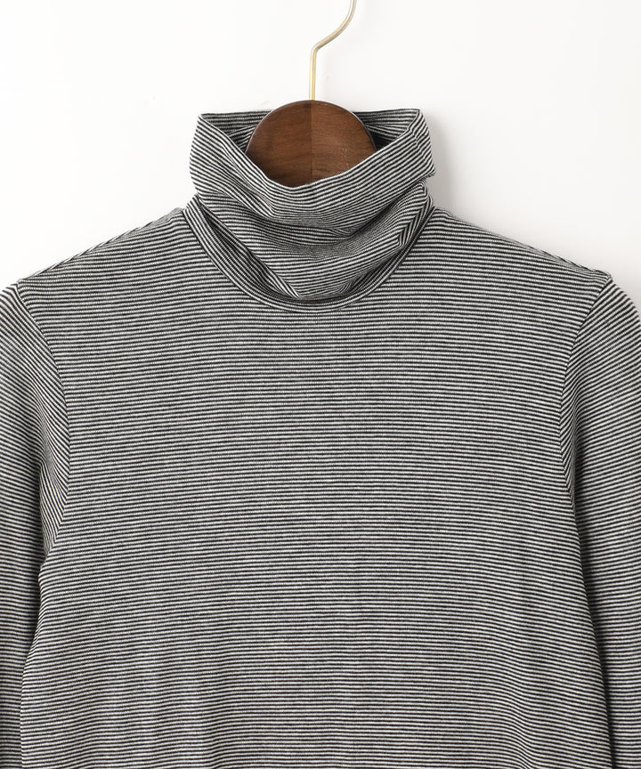 ボーダータートルネックトップス