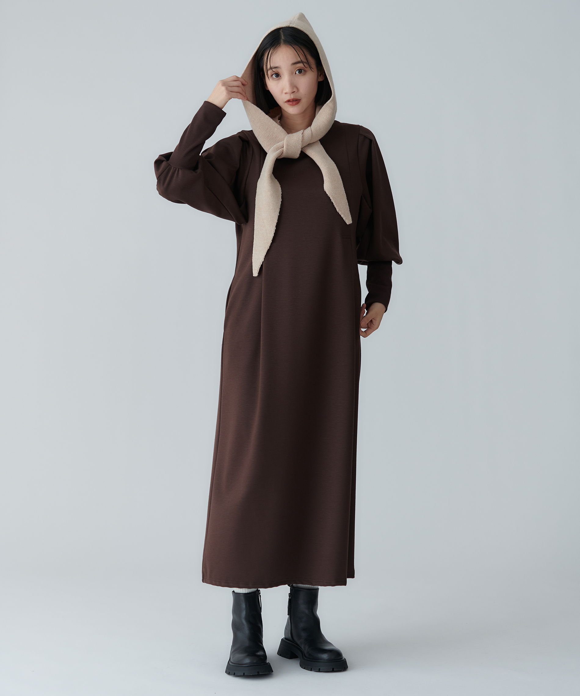 ボリュームスリーブタックワンピース – FACE SANS FARD