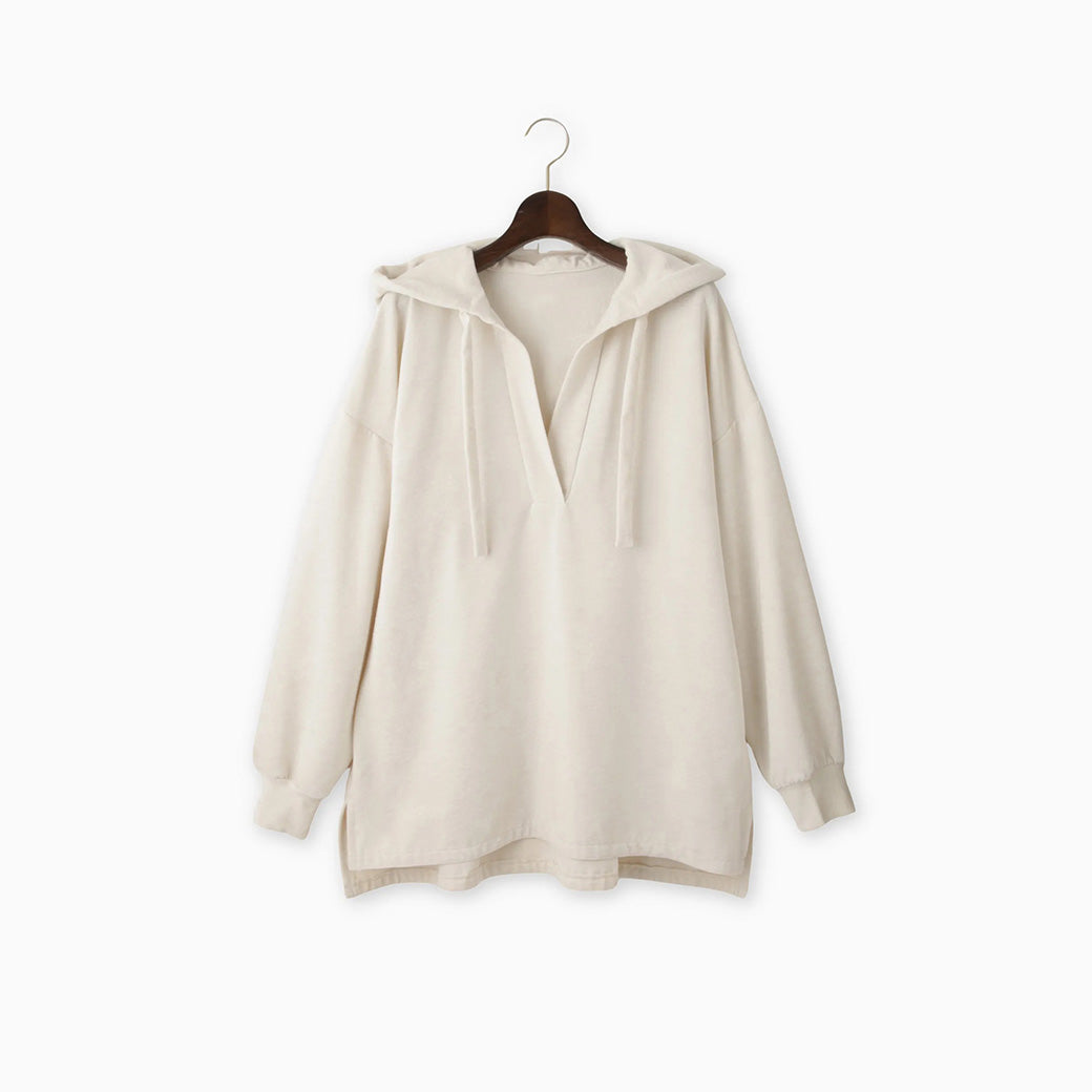 ドラマ『身代金は誘拐です』｜磯山さやかさんご着用