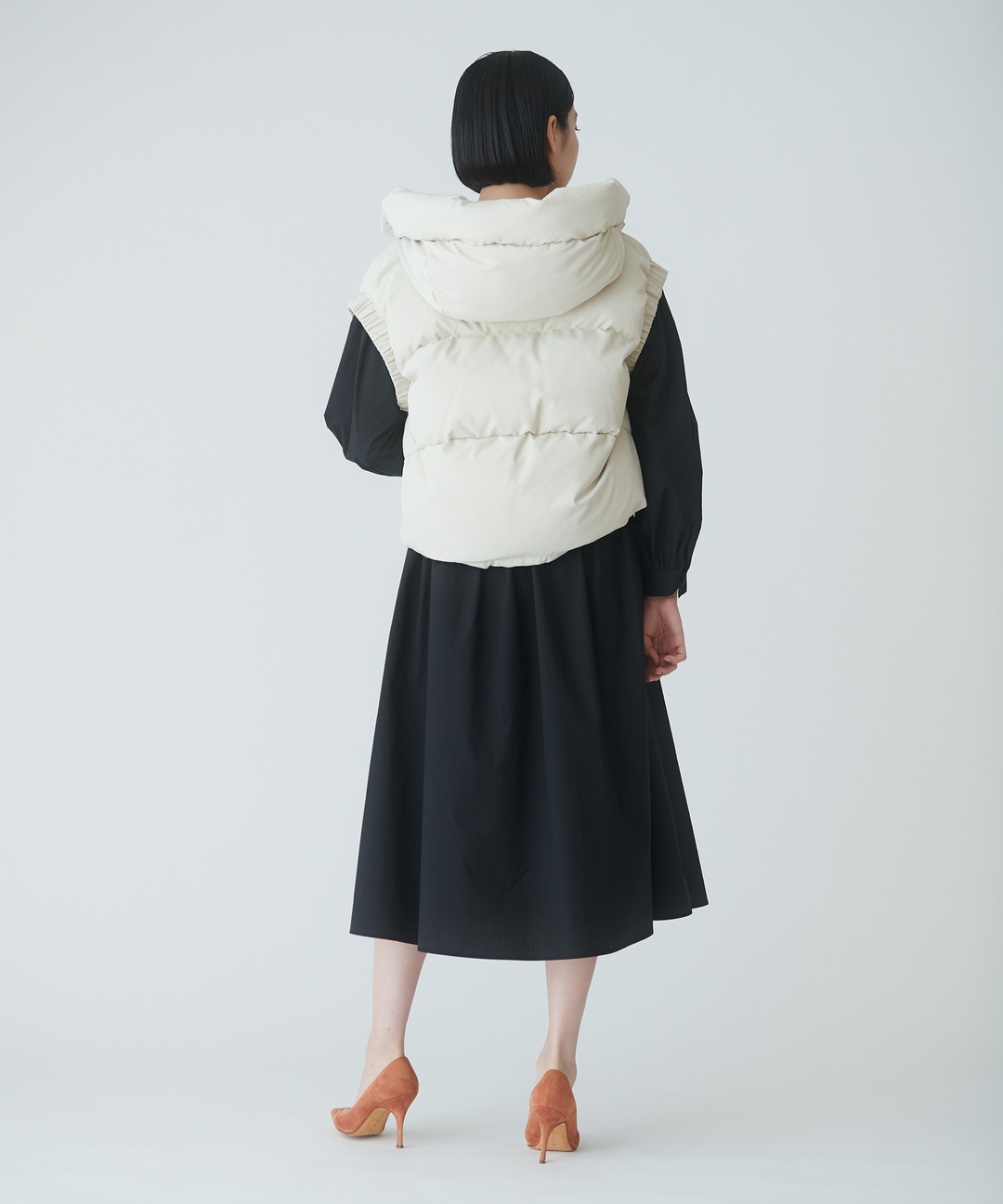 ショートダウンベスト – FACE SANS FARD ショートダウンベスト – FACE SANS FARD