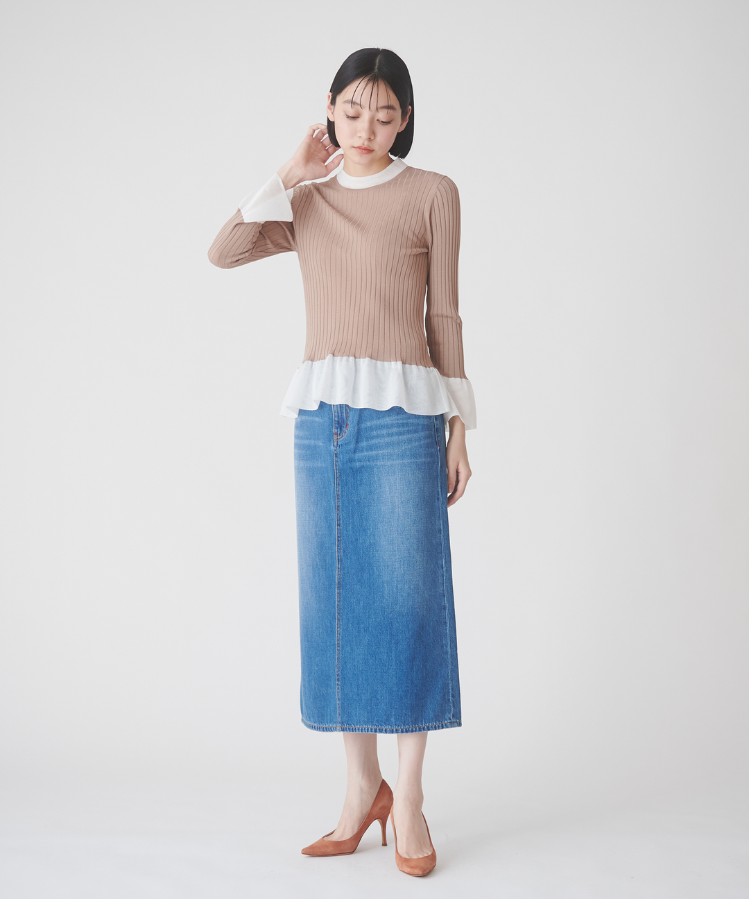 専用 ISSEYMIYAKE FETE ロングフレアスカート ブルー ストレッチ 専用 ISSEYMIYAKE FETE ロングフレアスカート ブルー ストレッチ