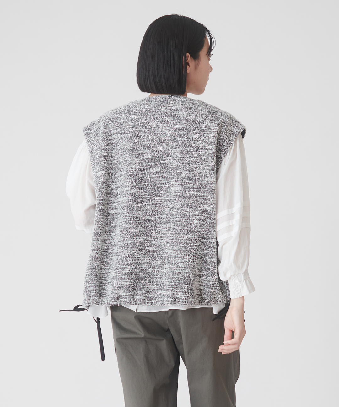 bluelea ブルレア ドットツイードジレ (bluelea Dot tweed fur bluelea ブルレア ドットツイードジレ (bluelea Dot tweed fur