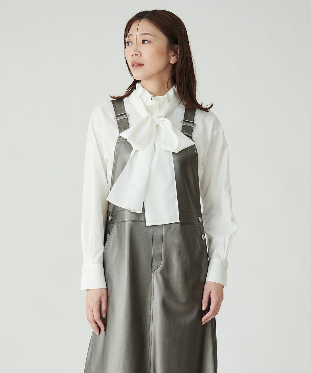 シンセティックレザーグロスサロペット – FACE SANS FARD シンセティックレザーグロスサロペット – FACE SANS FARD