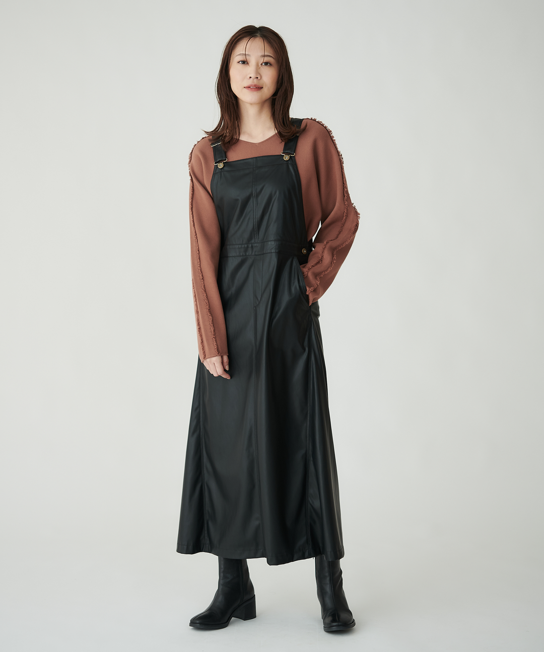 シンセティックレザーグロスサロペット – FACE SANS FARD シンセティックレザーグロスサロペット – FACE SANS FARD
