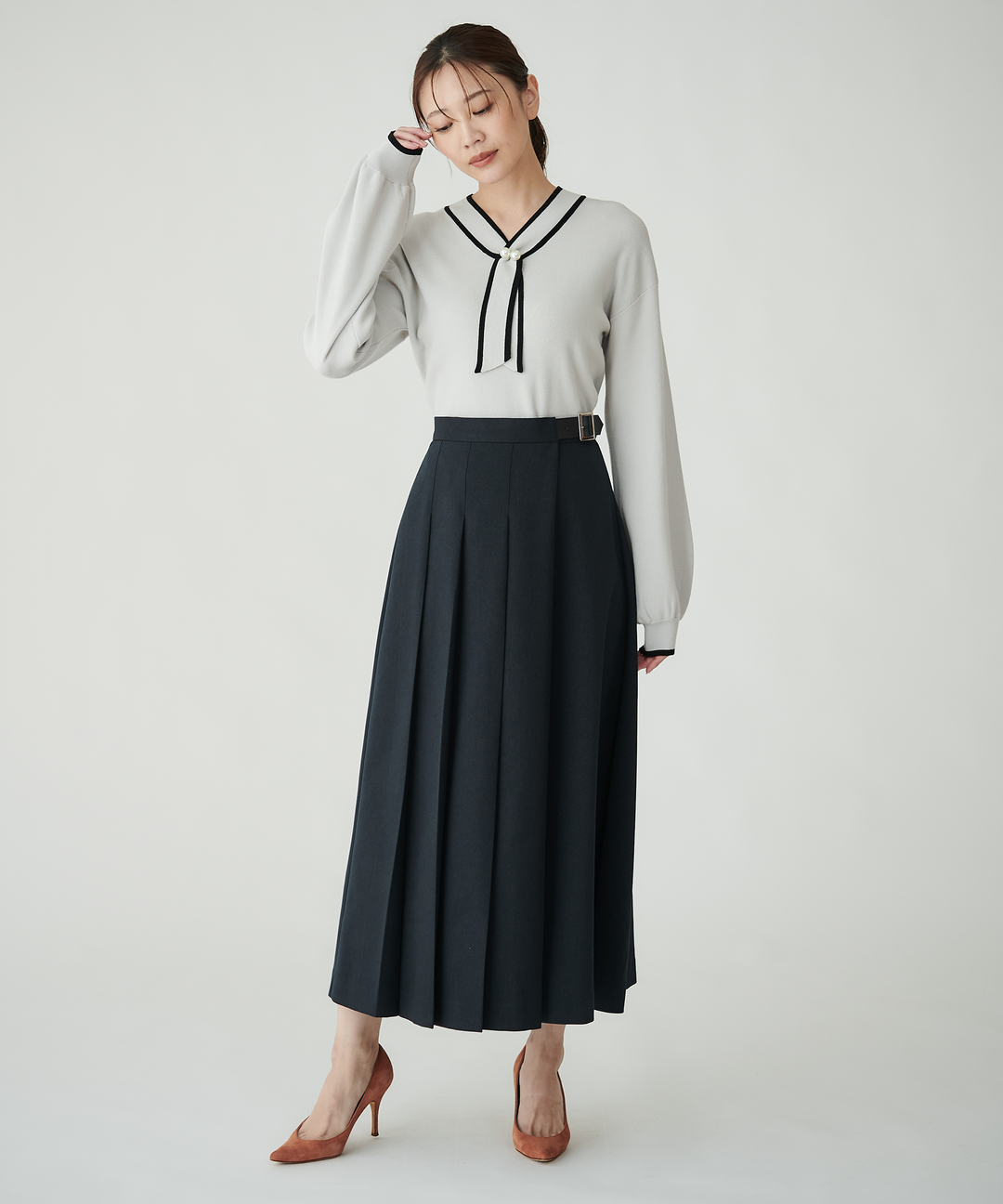 アシンメトリータックスカート – FACE SANS FARD アシンメトリータックスカート – FACE SANS FARD