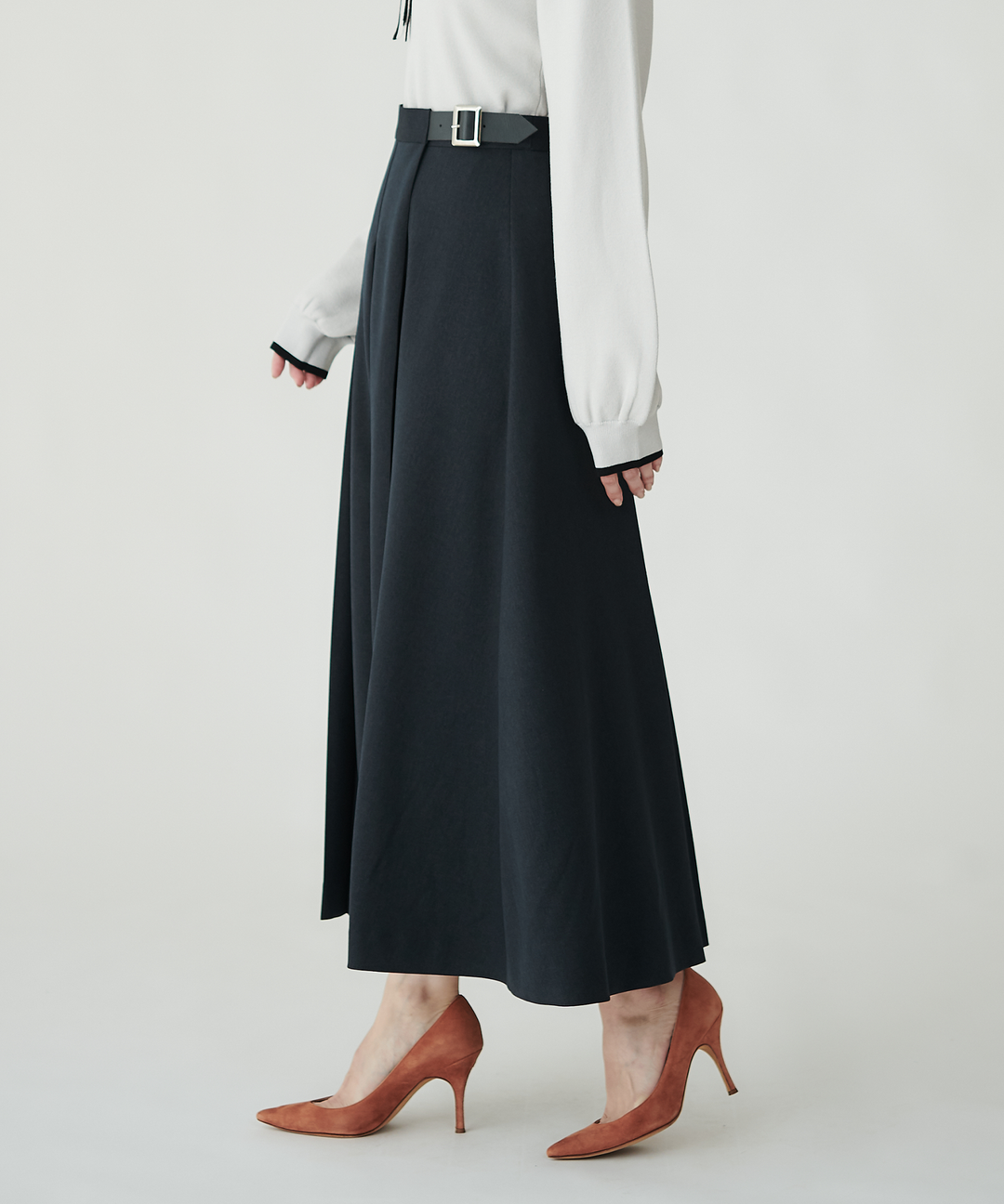 アシンメトリータックスカート – FACE SANS FARD アシンメトリータックスカート – FACE SANS FARD