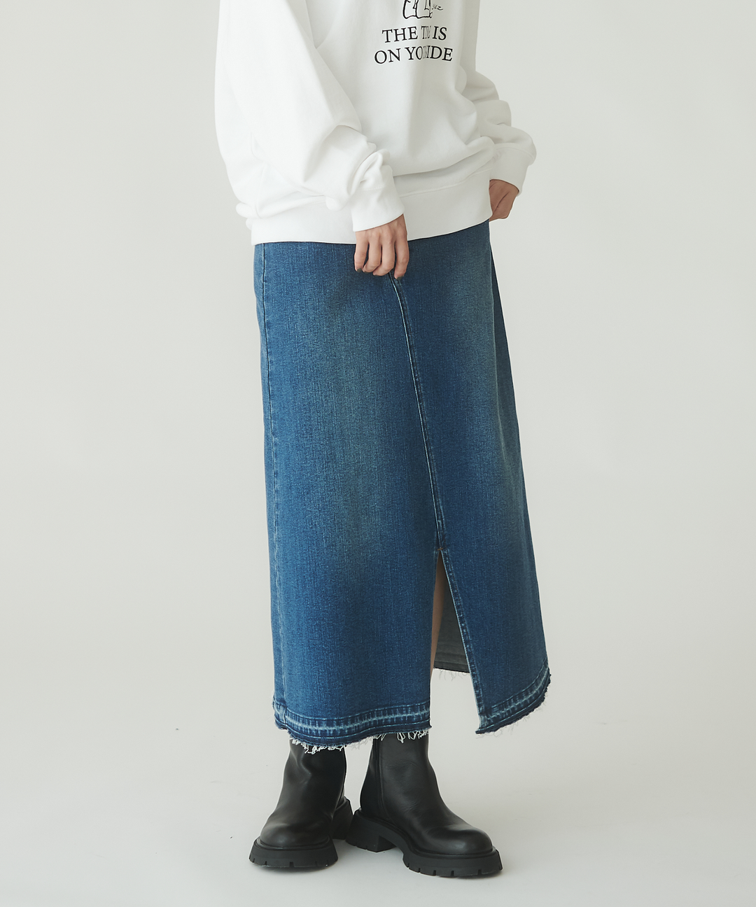 デニムマキシスカート – FACE SANS FARD デニムマキシスカート – FACE SANS FARD