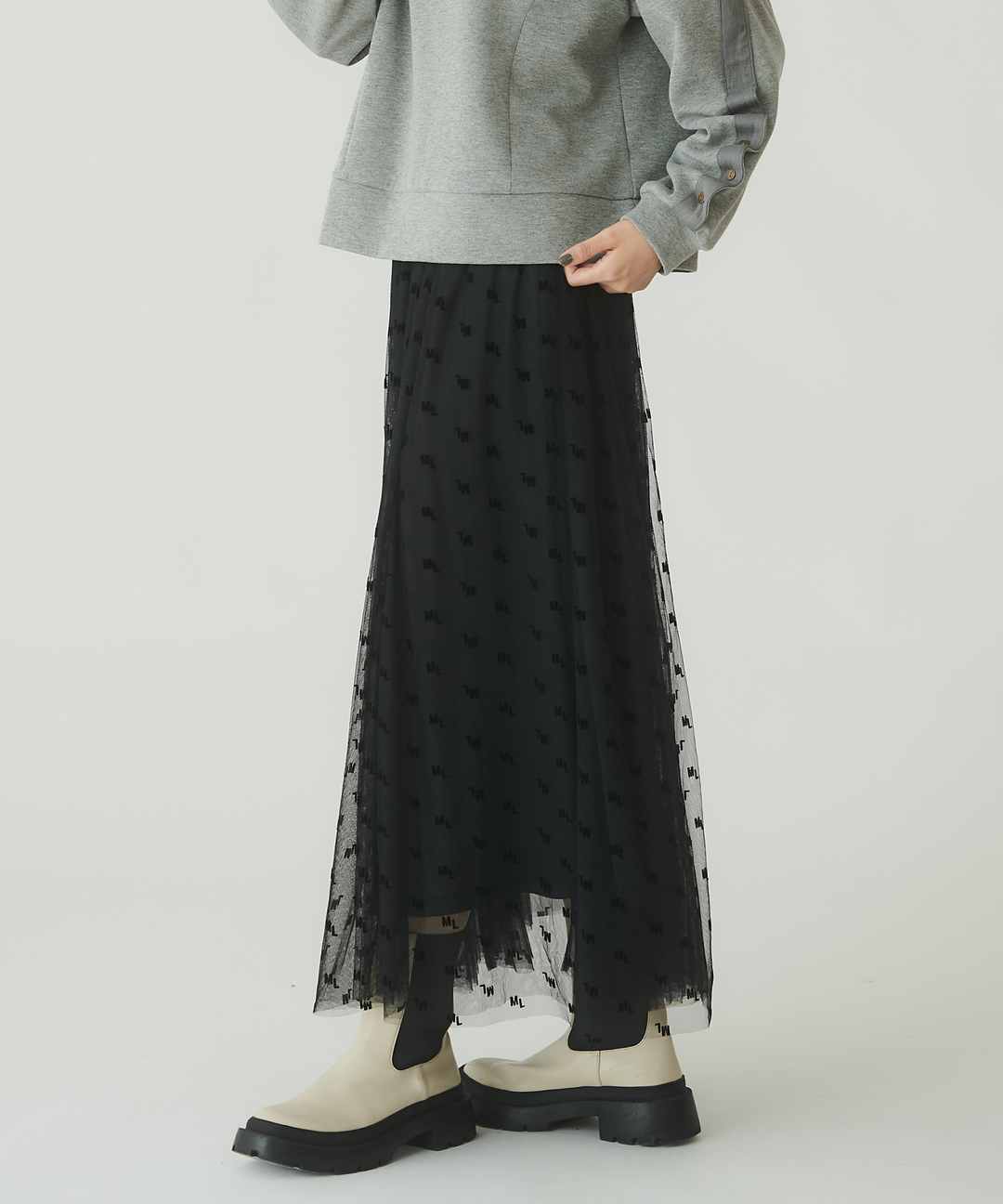 フロッキープリントチュールスカート – FACE SANS FARD フロッキープリントチュールスカート – FACE SANS FARD