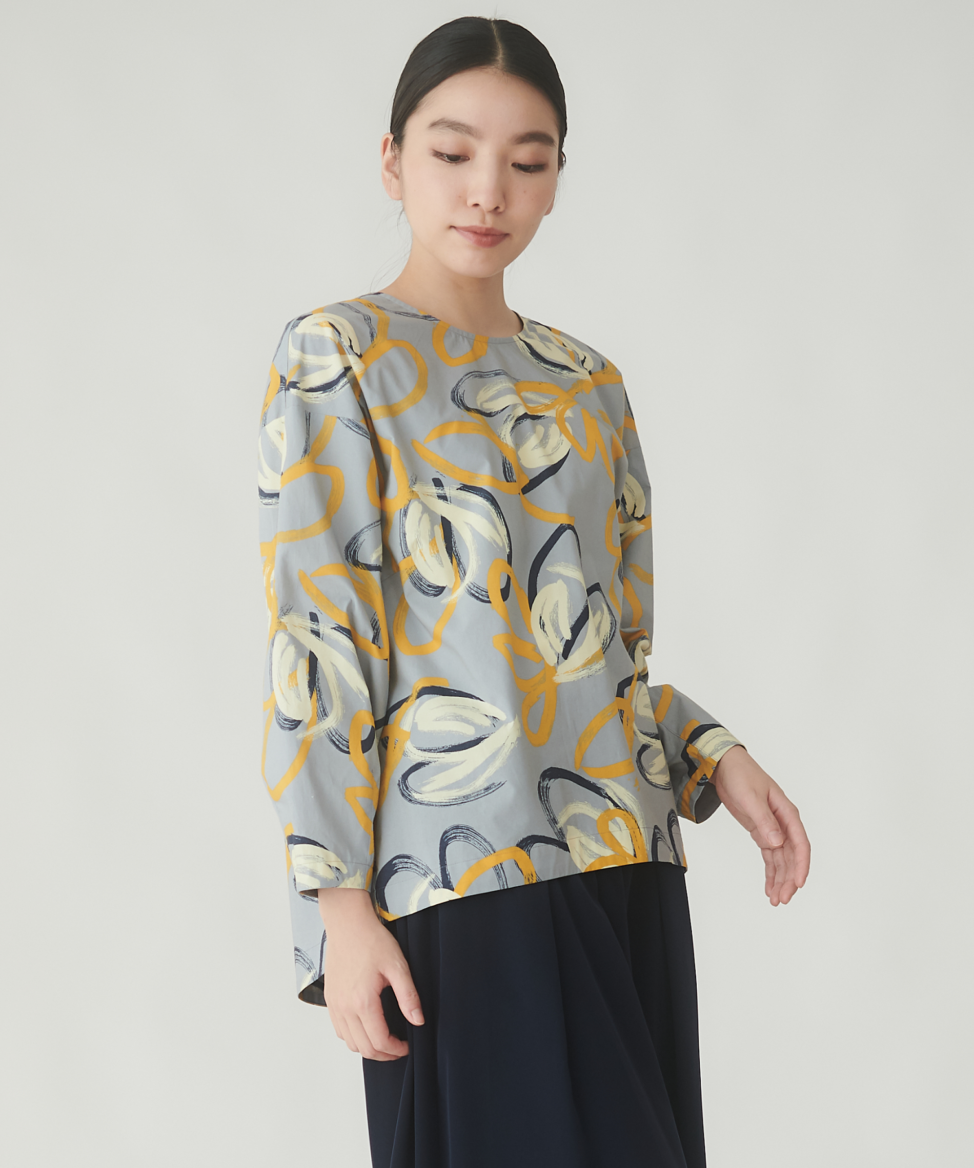 60タイプライタープリントブラウス – FACE SANS FARD