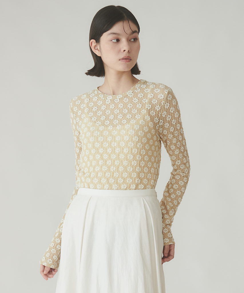 花　　バルマン　トップス フラワーモチーフレーストップス – FACE SANS FARD