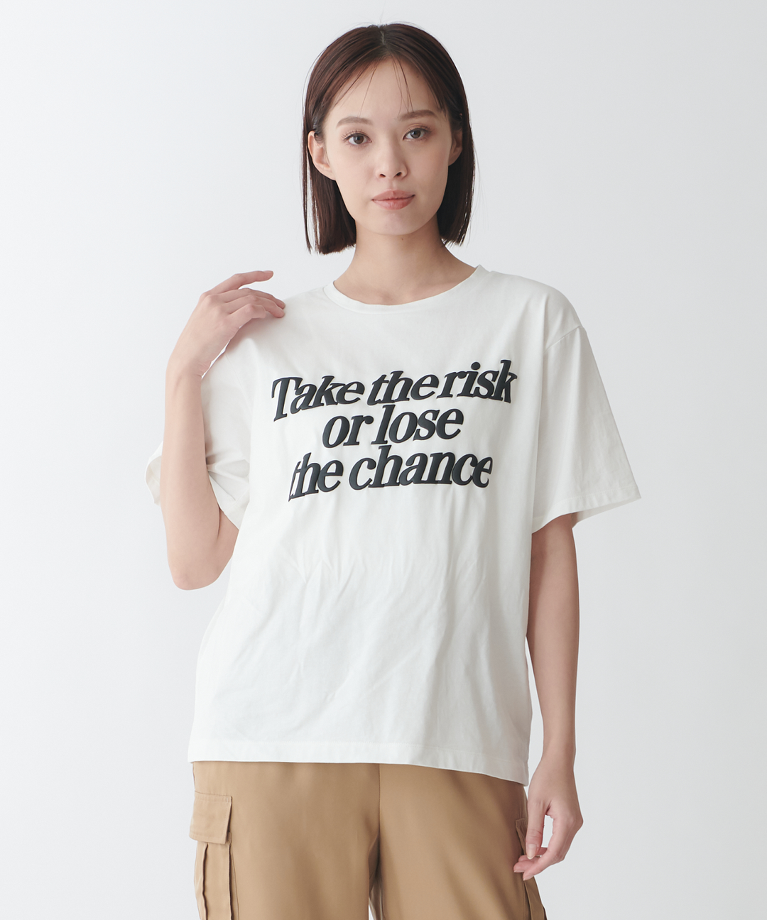 ロゴプリントTシャツ