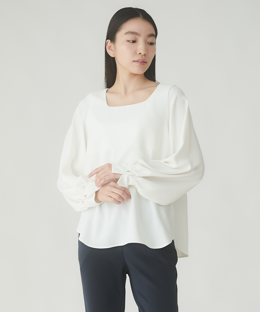 スクエアネックブラウス130 リバティ フェルダ スクエアネックブラウス – FACE SANS FARD