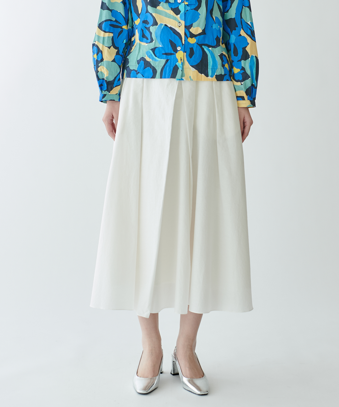 アシンメトリータックフレアスカート – FACE SANS FARD アシンメトリータックフレアスカート – FACE SANS FARD
