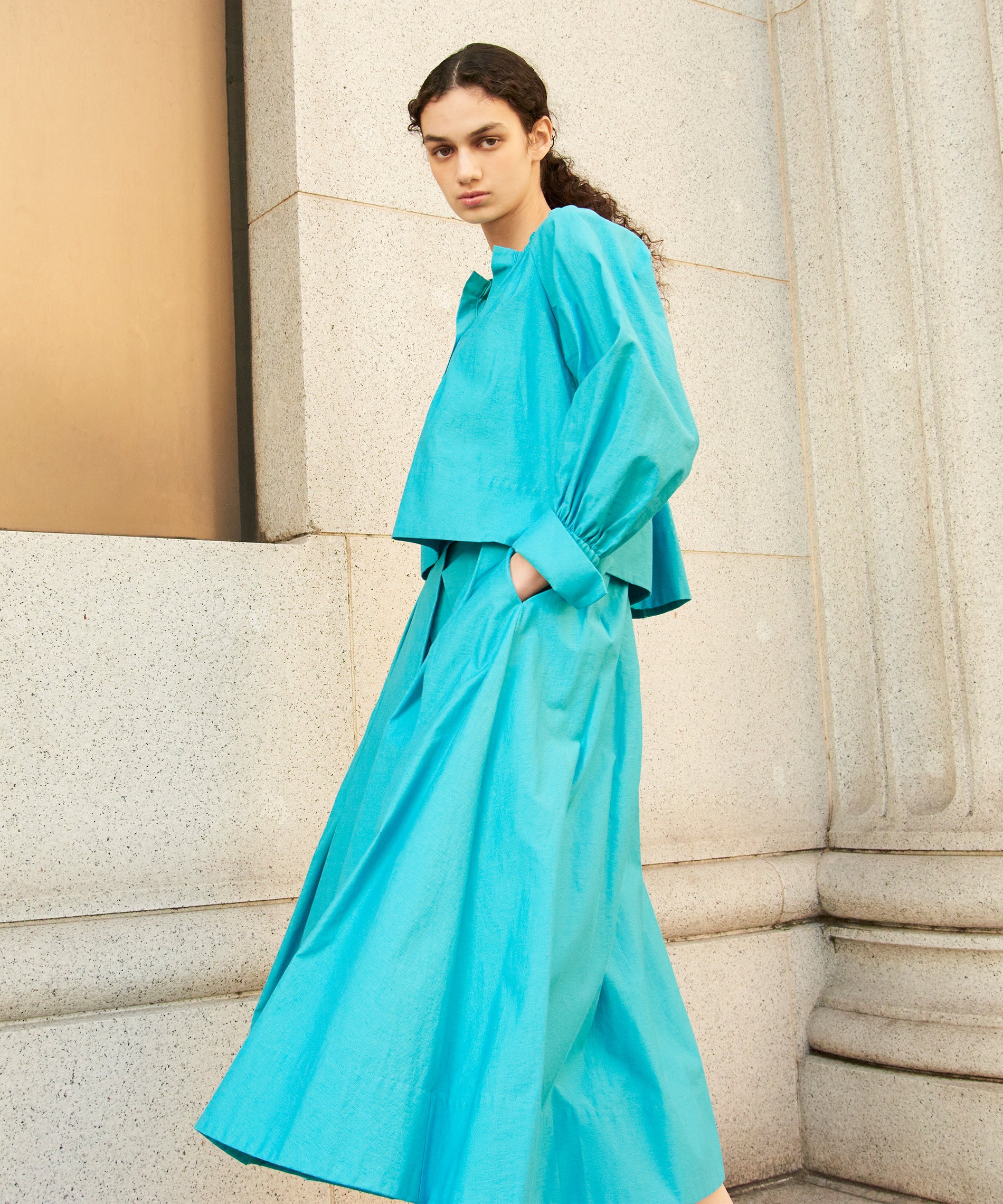 アシンメトリータックフレアスカート – FACE SANS FARD