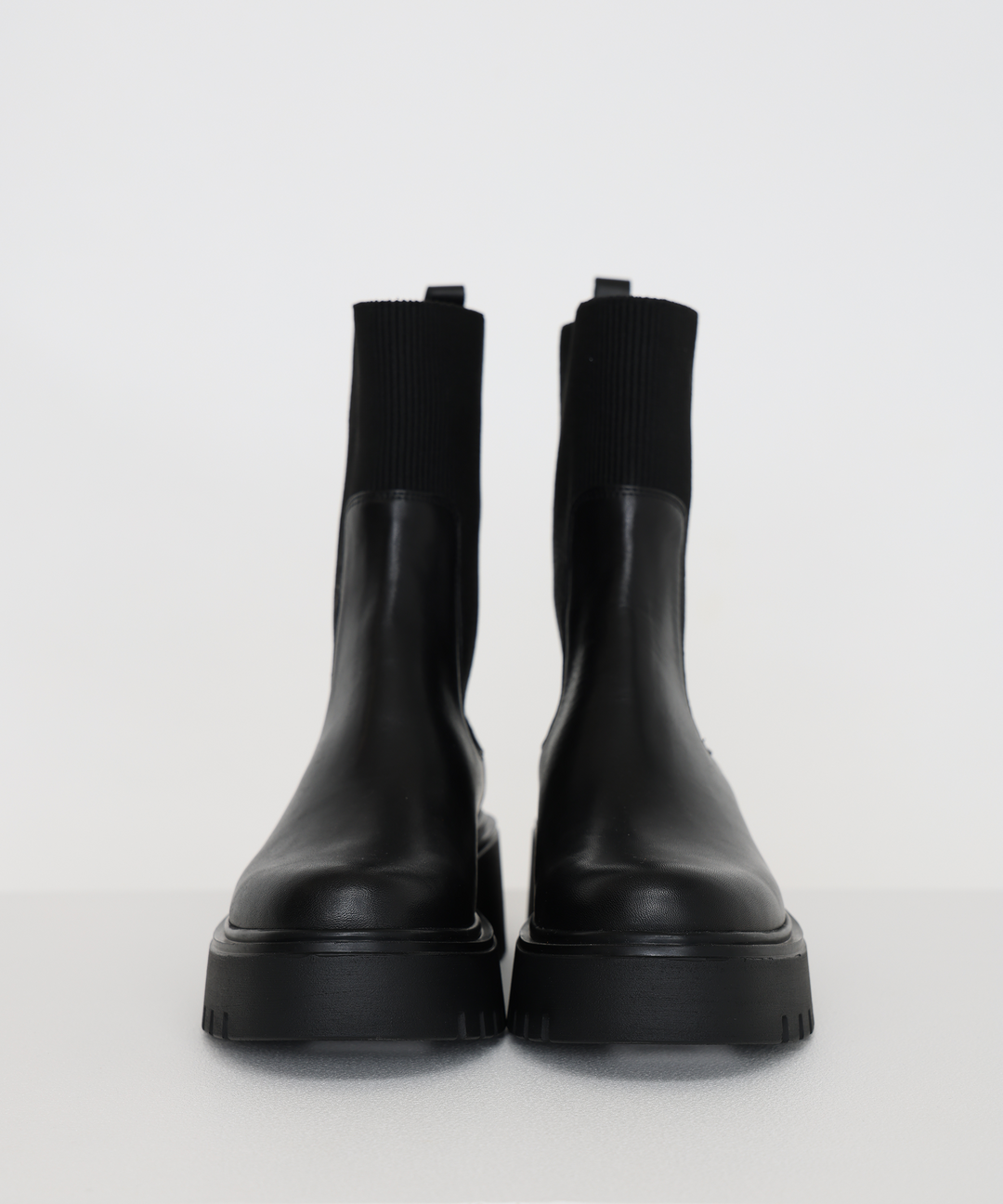 サイドゴアブーツ|CORSO ROMA 9 – FACE SANS FARD サイドゴアブーツ|CORSO ROMA 9 – FACE SANS FARD