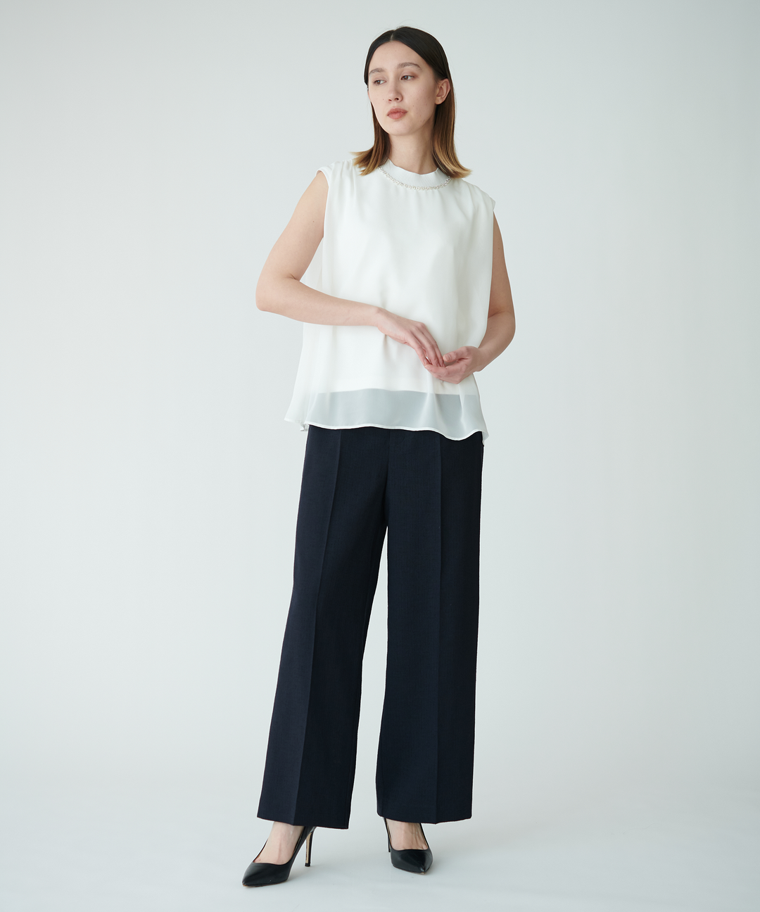 ラインストーンノースリーブトップス – FACE SANS FARD ラインストーンノースリーブトップス – FACE SANS FARD