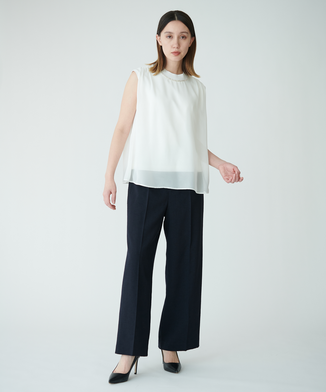 ラインストーンノースリーブトップス – FACE SANS FARD ラインストーンノースリーブトップス – FACE SANS FARD