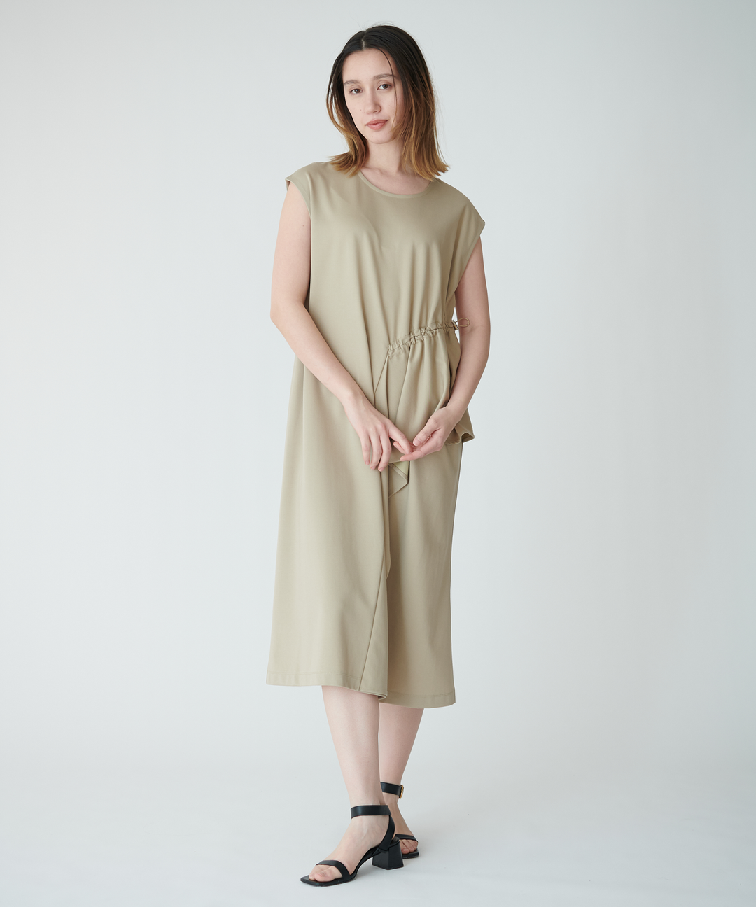 エポカ ノースリーブドレープワンピース(40) エポカ ノースリーブ エポカ ノースリーブドレープワンピース(40) エポカ ノースリーブ