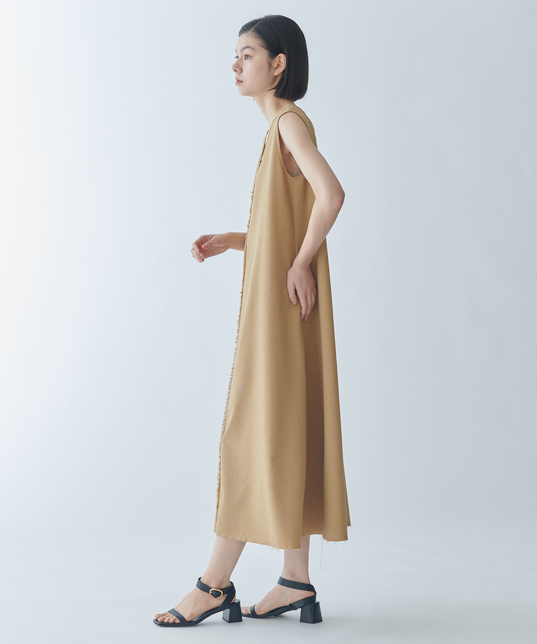 リネンライクノースリーブワンピース – FACE SANS FARD リネンライクノースリーブワンピース – FACE SANS FARD