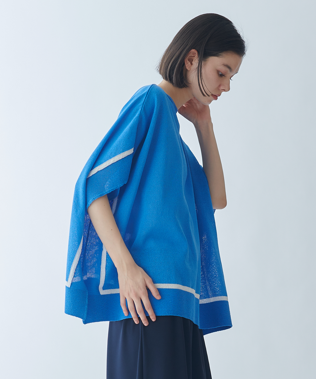 ポンチョニット – FACE SANS FARD ポンチョニット – FACE SANS FARD