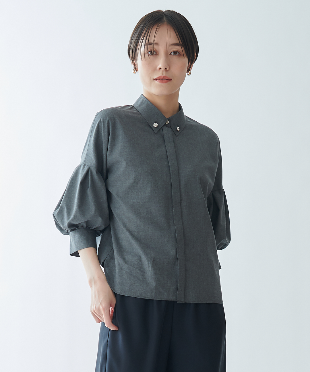 デザインスリーブブラウス