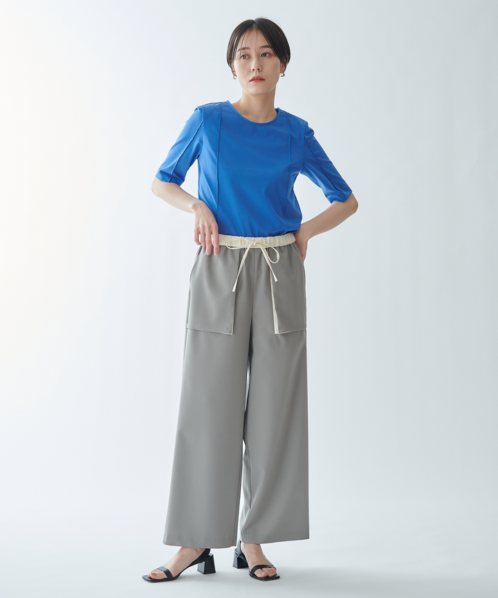 ピンタックTシャツ