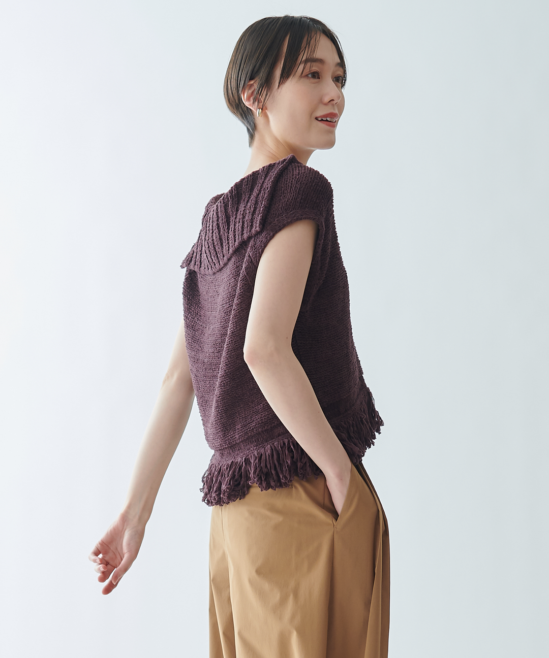 衿付きVネックニットベスト