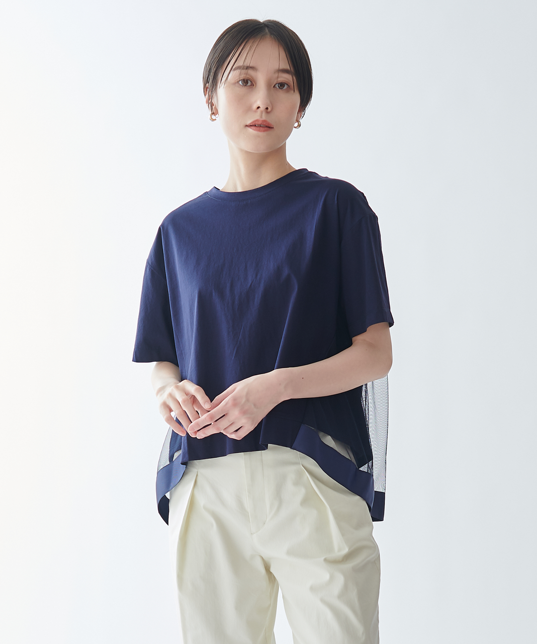モデル H：166cm / 38 / ネイビー