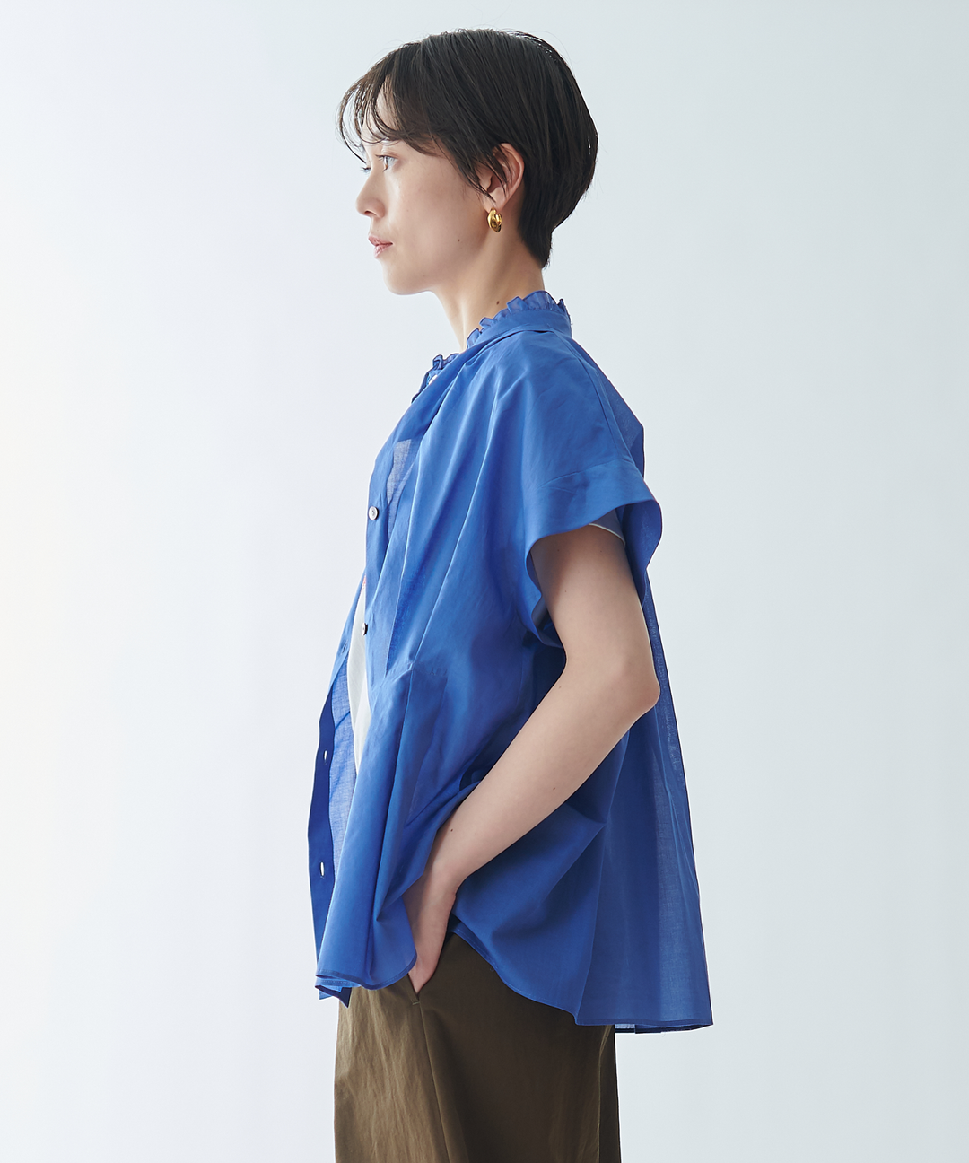 ウエストタックブラウス