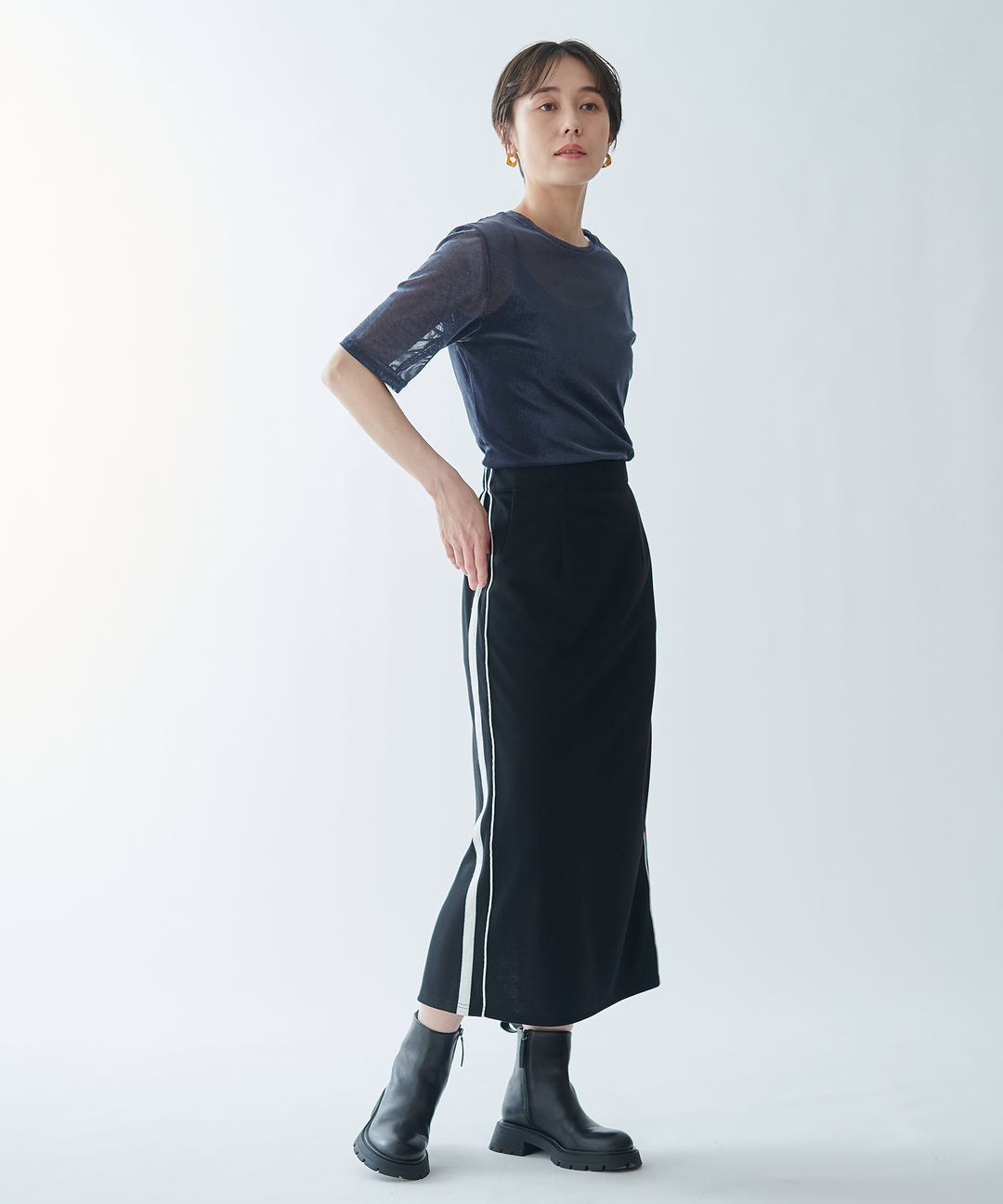 サイドラインタイトスカート