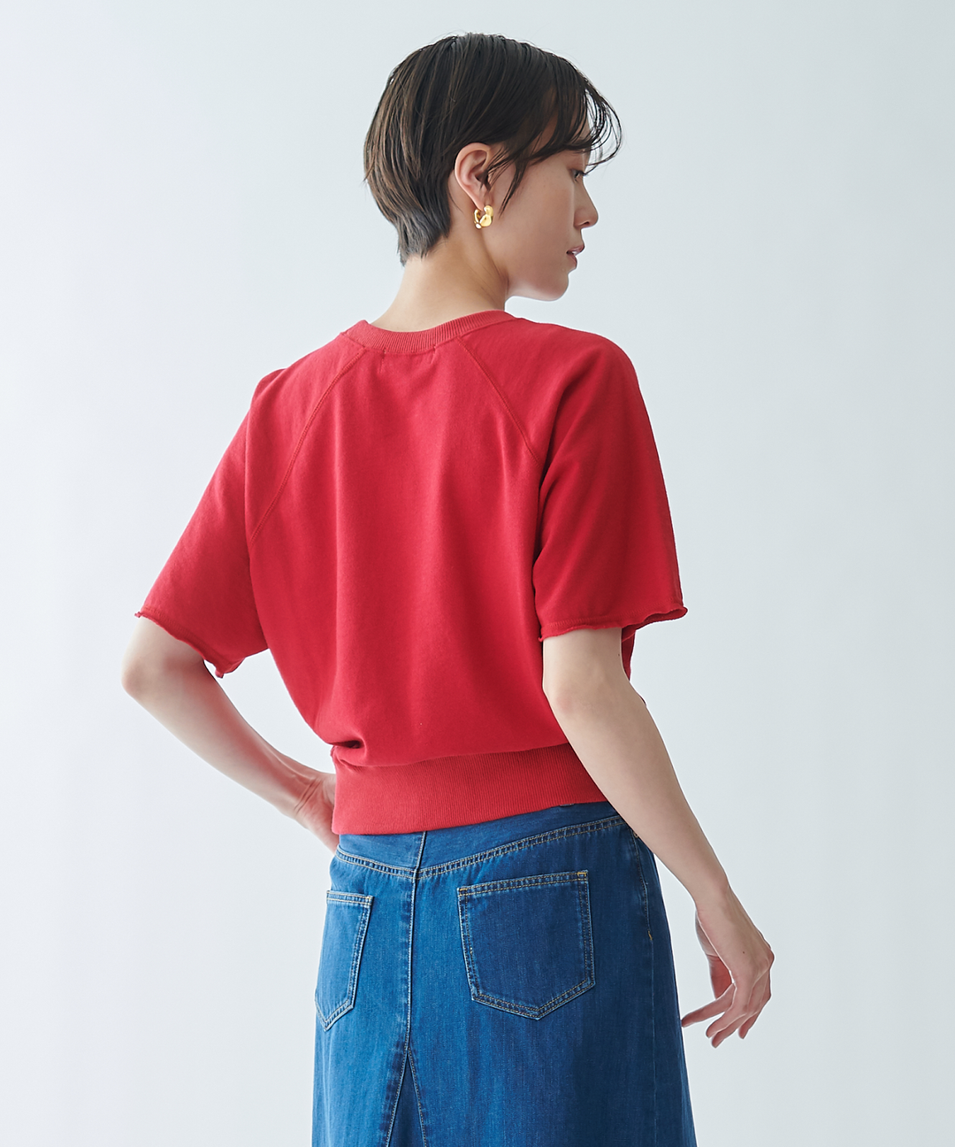 ラグランスリーブトップス