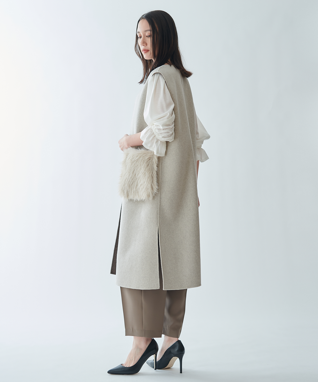 ファーポケットロングジレ