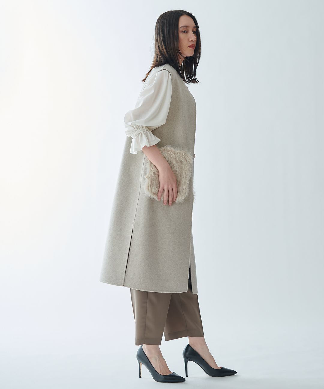 ファーポケットロングジレ
