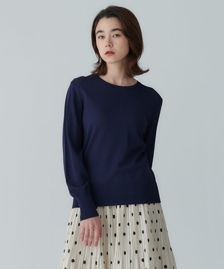 モデルH：172cm / 38 / ネイビー