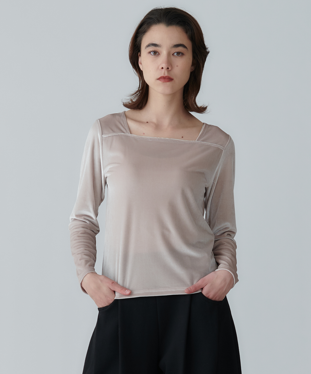 モデル H：172cm / 38 / ベージュ