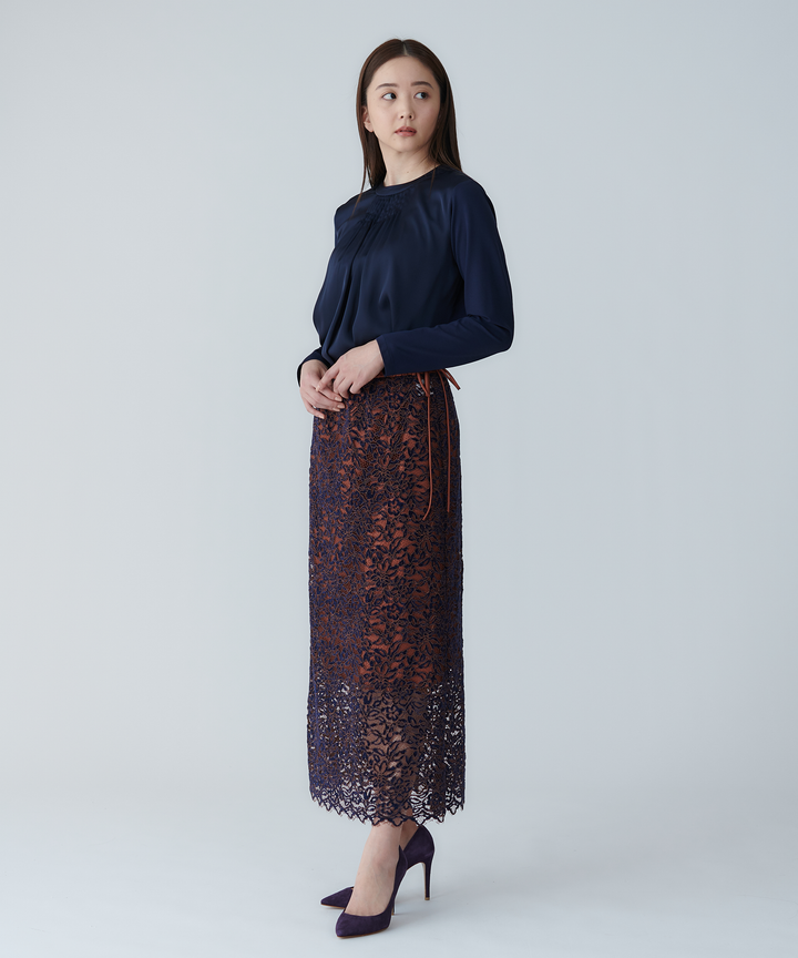 異素材ドッキングトップス