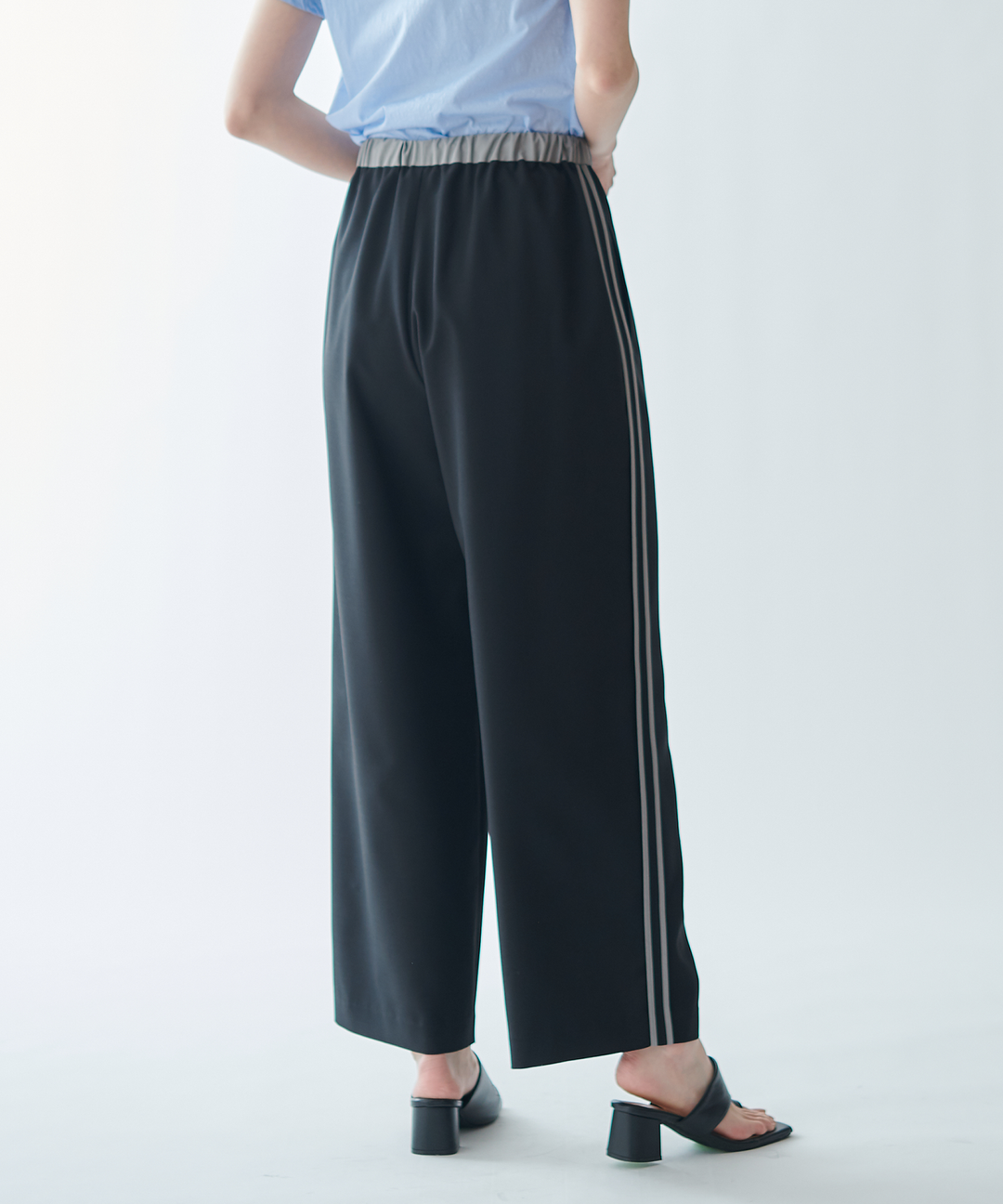 配色パイピングパンツ