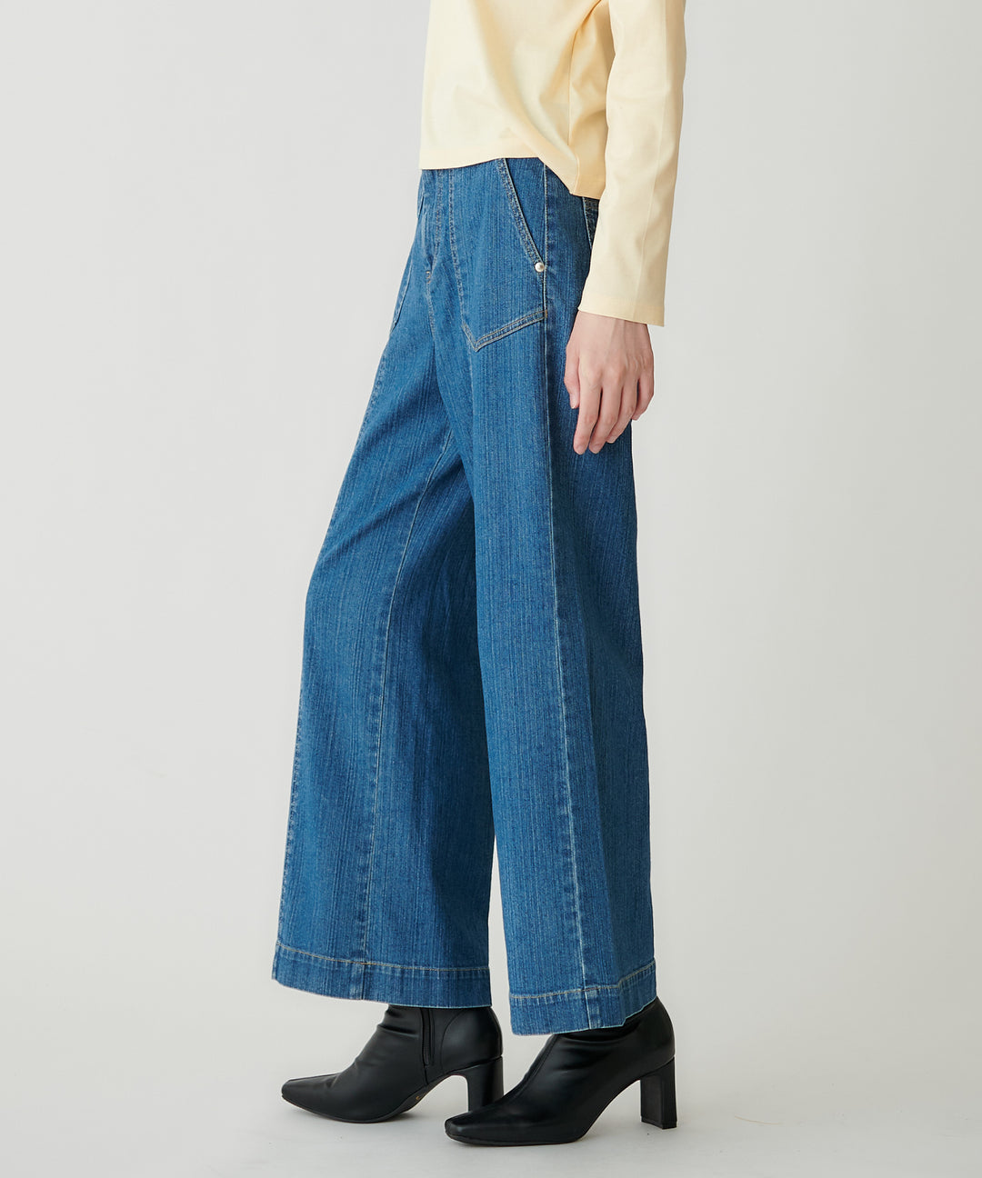 ワイドデニムパンツ