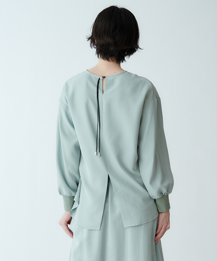 配色デザインブラウス