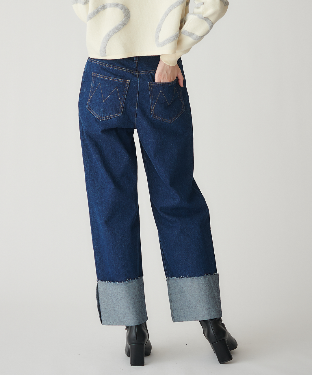 ロールアップストレートデニムパンツ