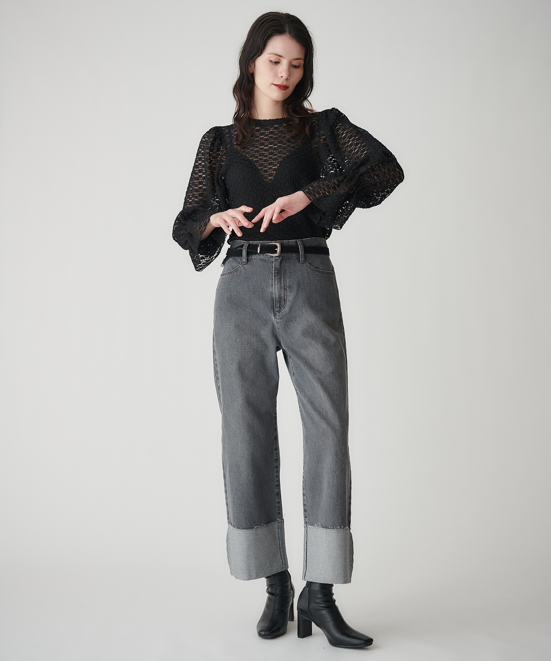 ロールアップストレートデニムパンツ