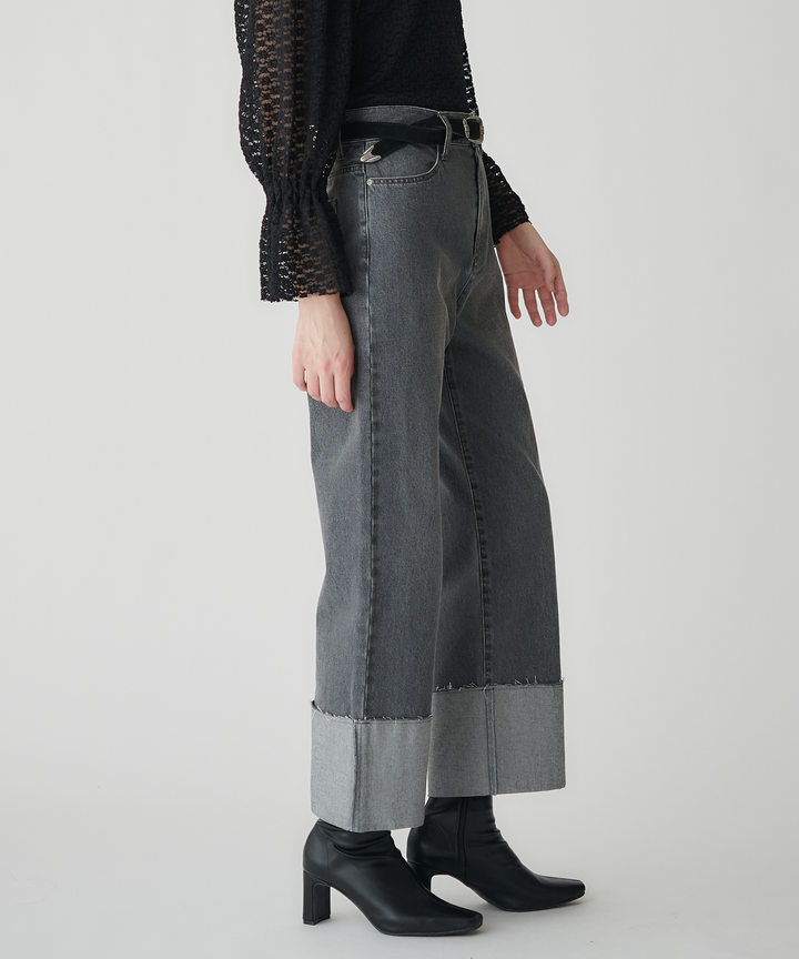 ロールアップストレートデニムパンツ