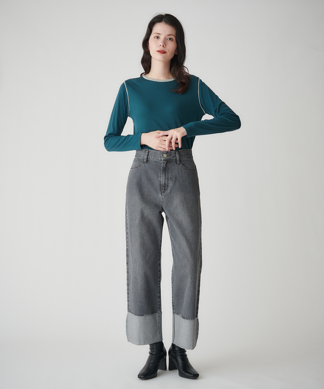 ロールアップストレートデニムパンツ